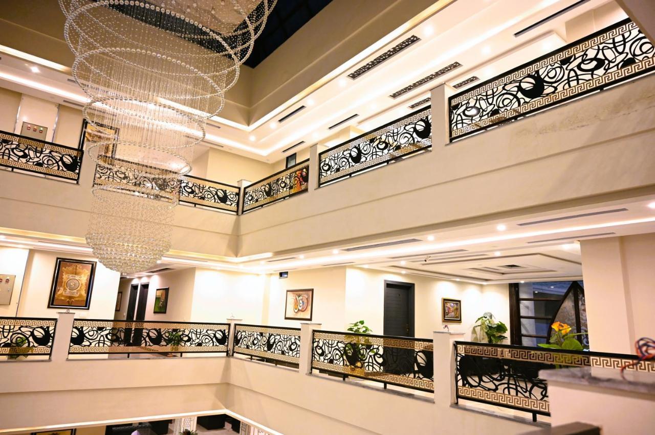 Hotel Home Наран Экстерьер фото